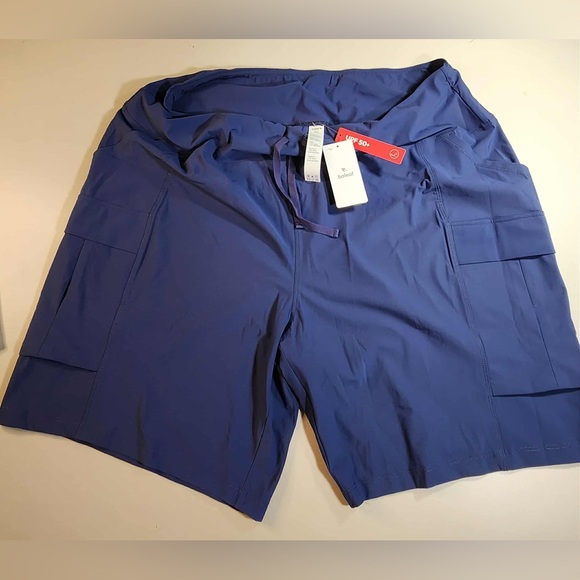 NWT Baleaf Womans 7" Navy XXL Hiking, Workout, Travel Water Resistant Shorts - Picture 1 of 6